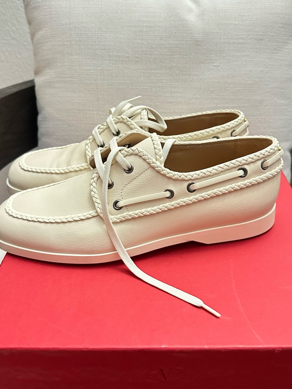 Valentino Garavani Cream Braided Leather Boat Shoes - Picture 3 of 6